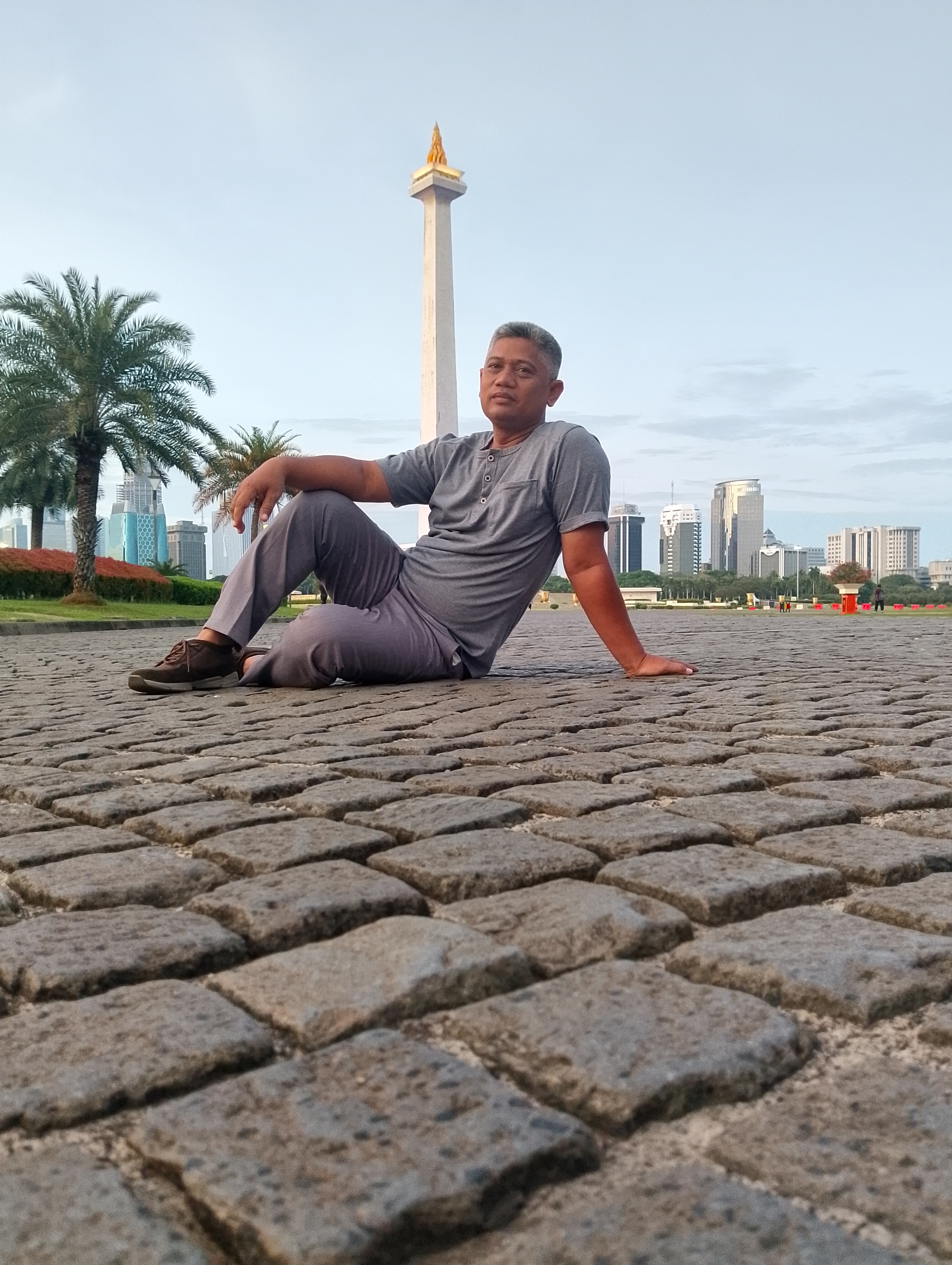 MUHAMMAD YUNUS